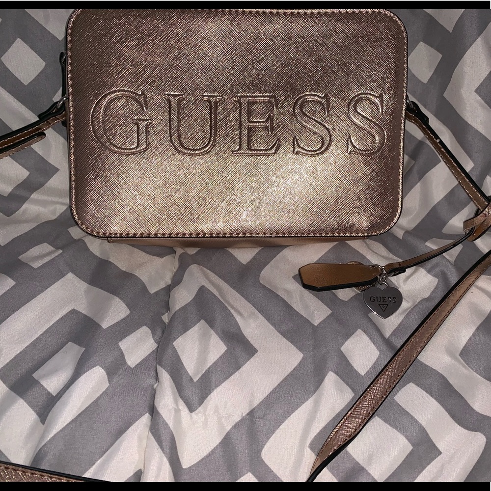 GUESS shoulder bag